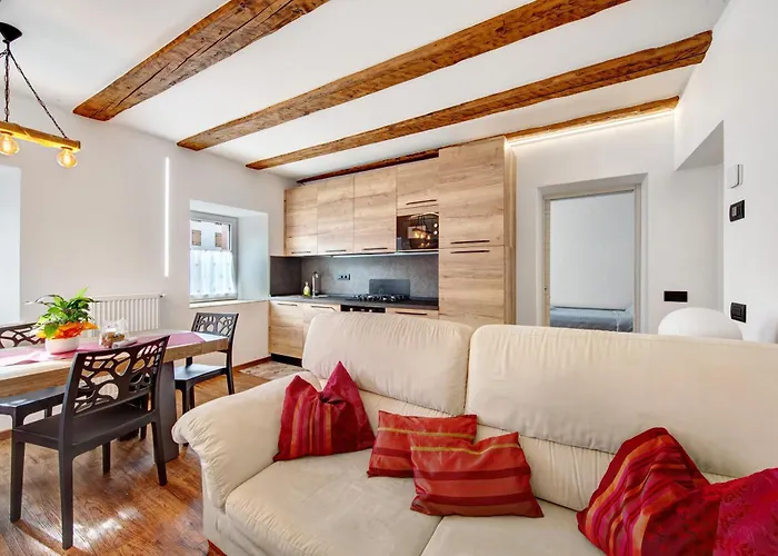Appartement Bucaneve - *